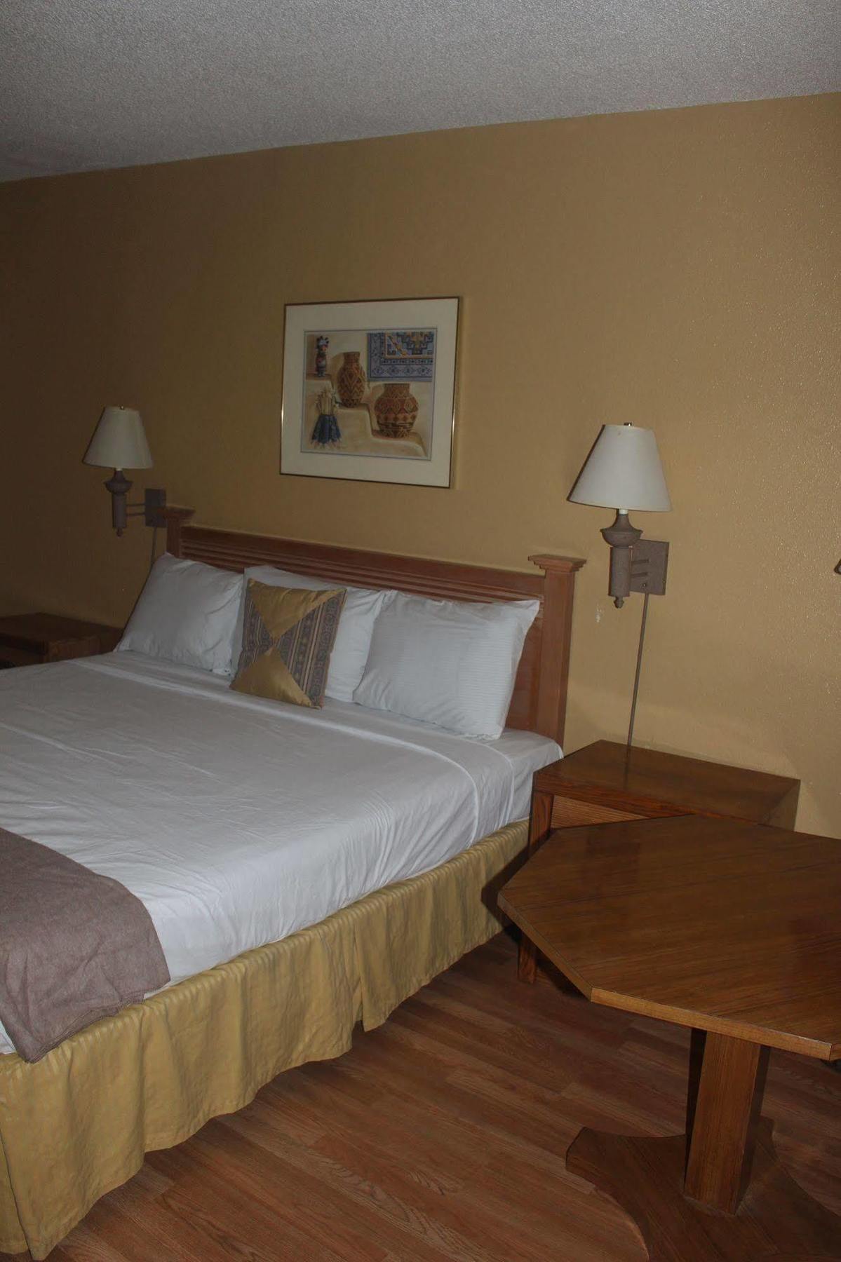 Fortuna Inn And Suites Tucson Exterior foto